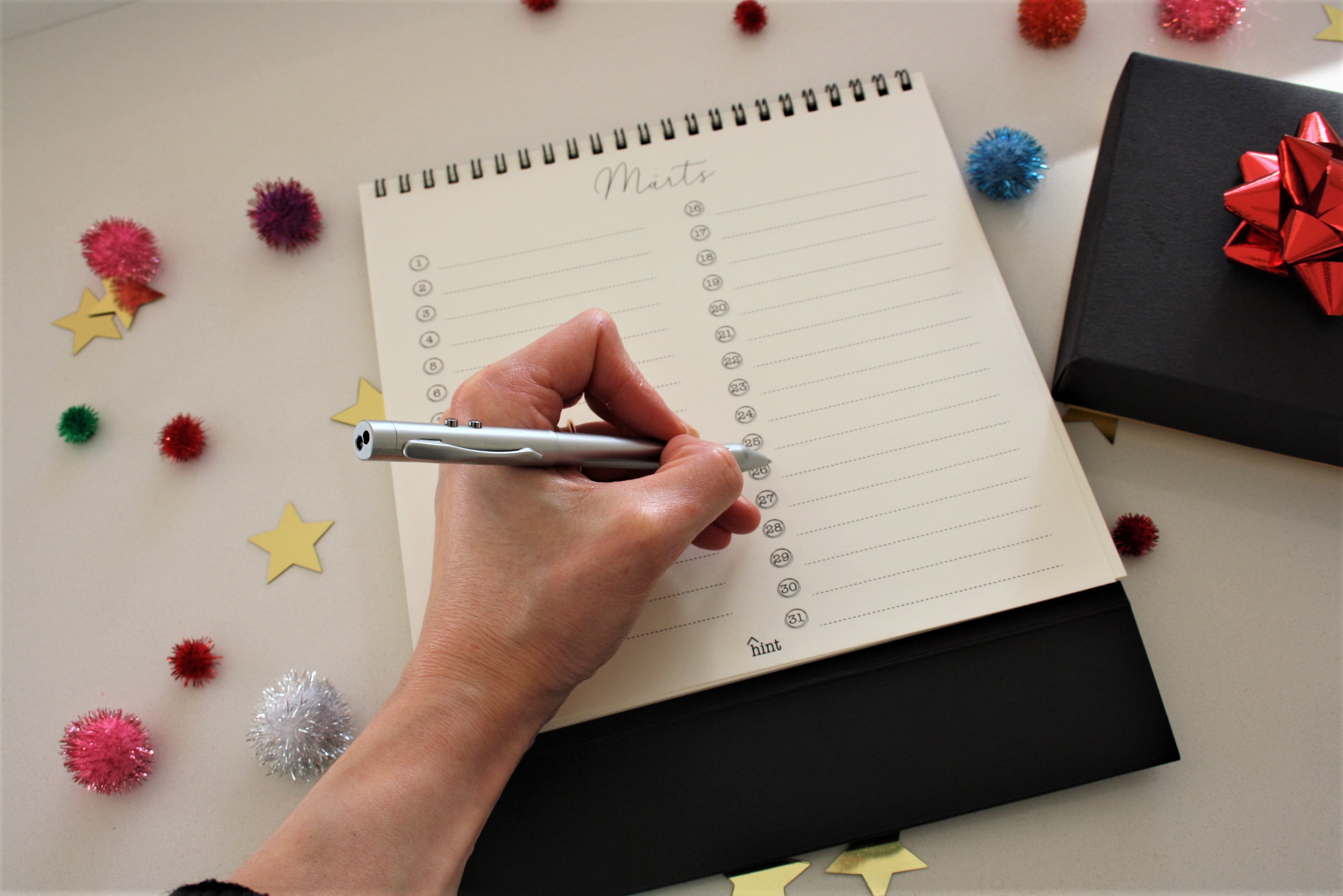 HINT TÄHTPÄEVADE KALENDER