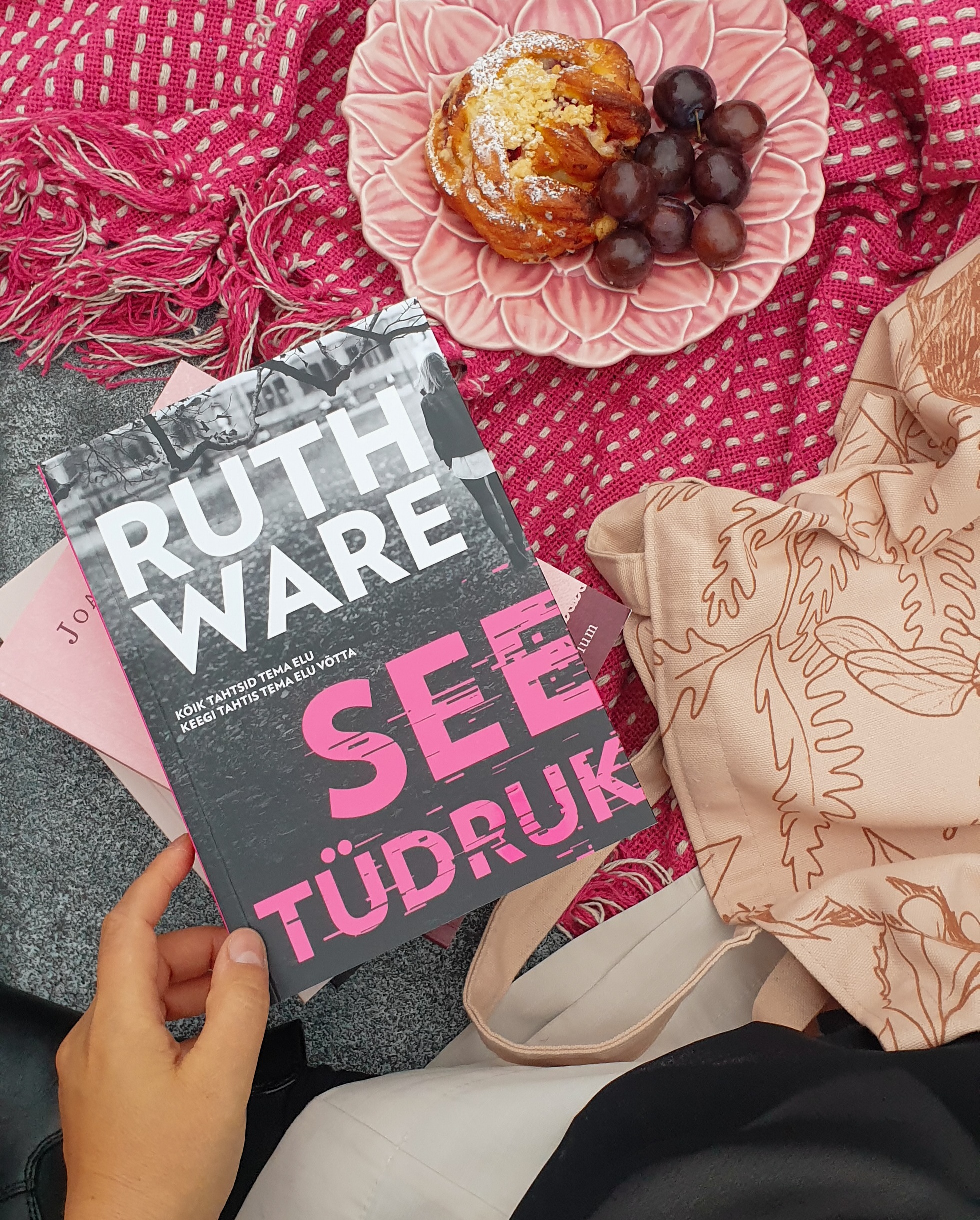 See tüdruk - Ruth Ware