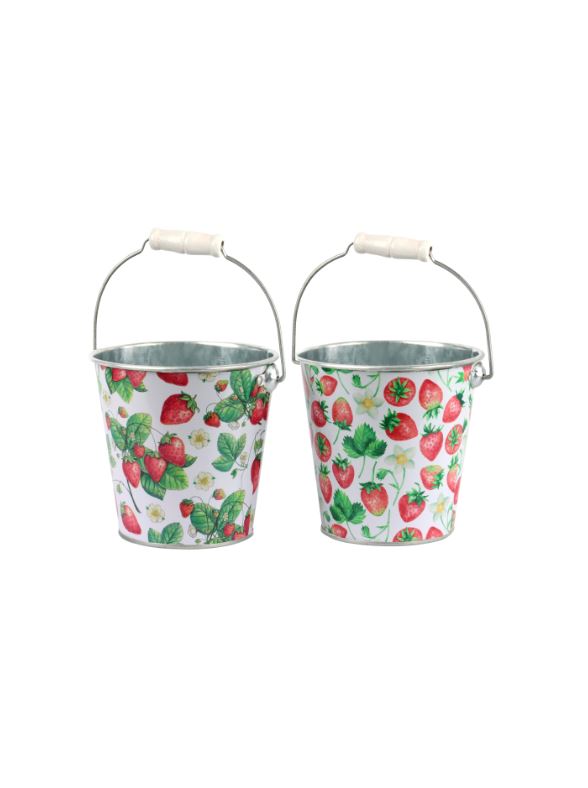 Ämber Strawberry, assortii