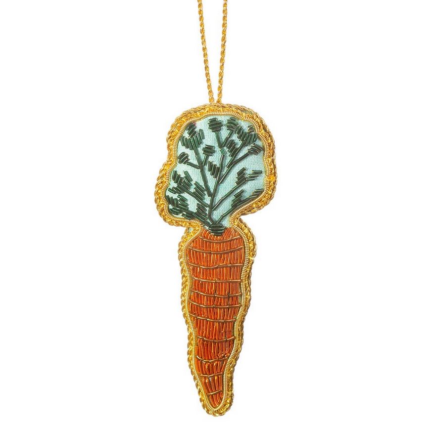 Kuuseehe Zari tikand, Carrot