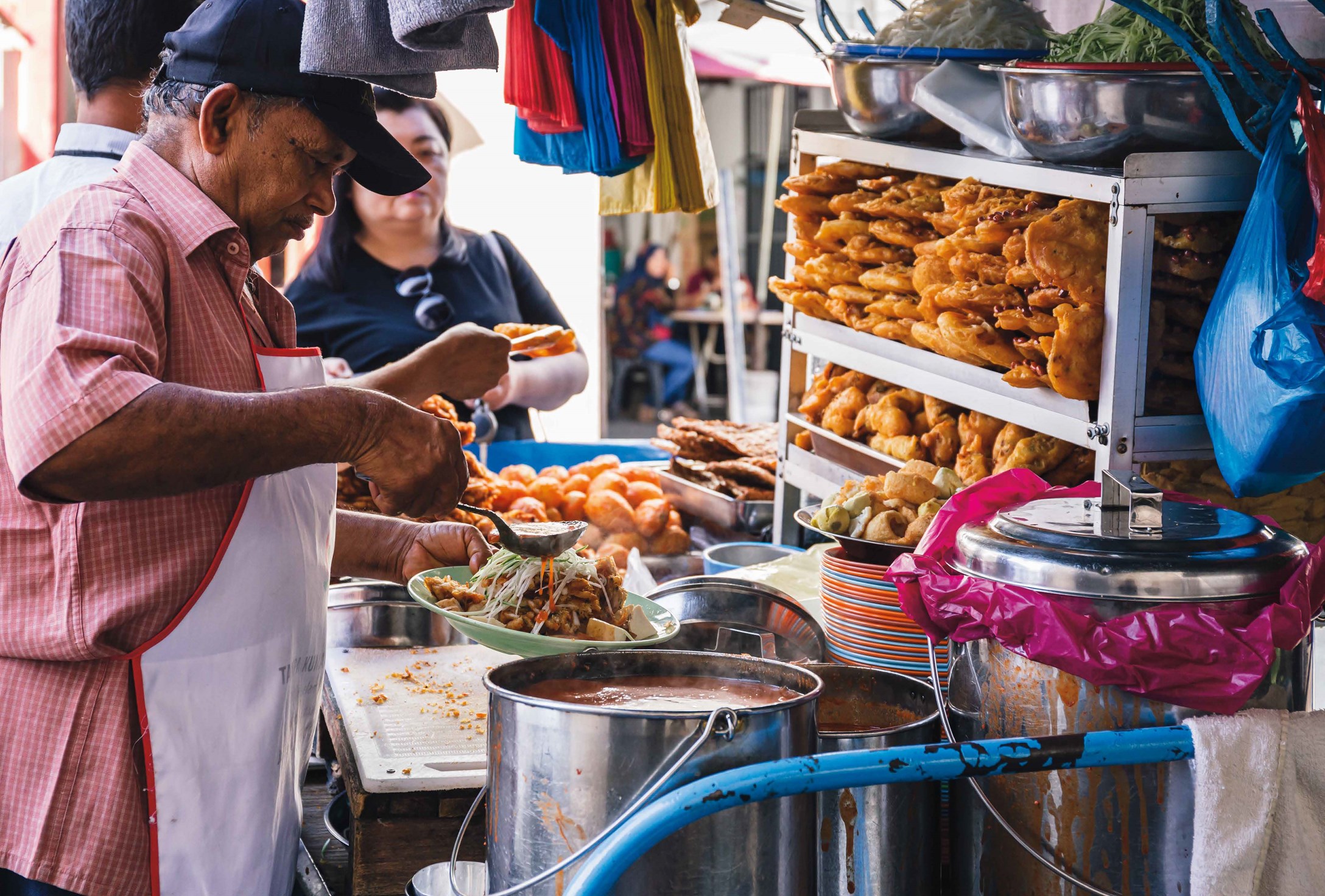 Day in Penang: A Malaysian Cookbook - Aim Aris