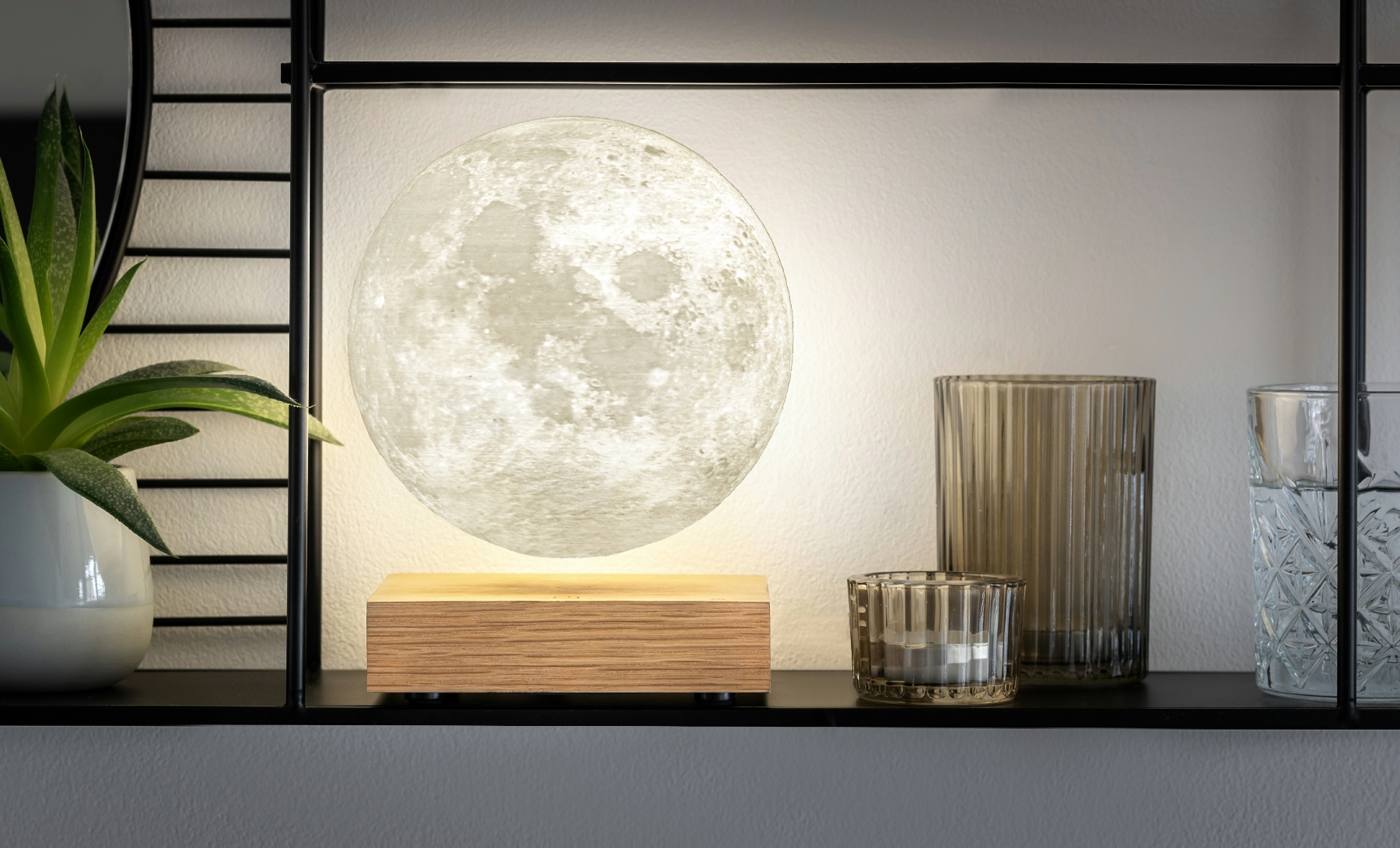 VALGUSTI SMART MOON, WHITE ASH