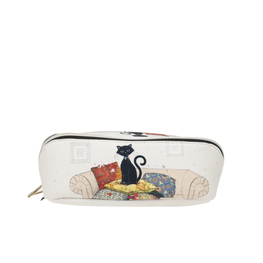 Pinal Bug Art Cat With Pillows
