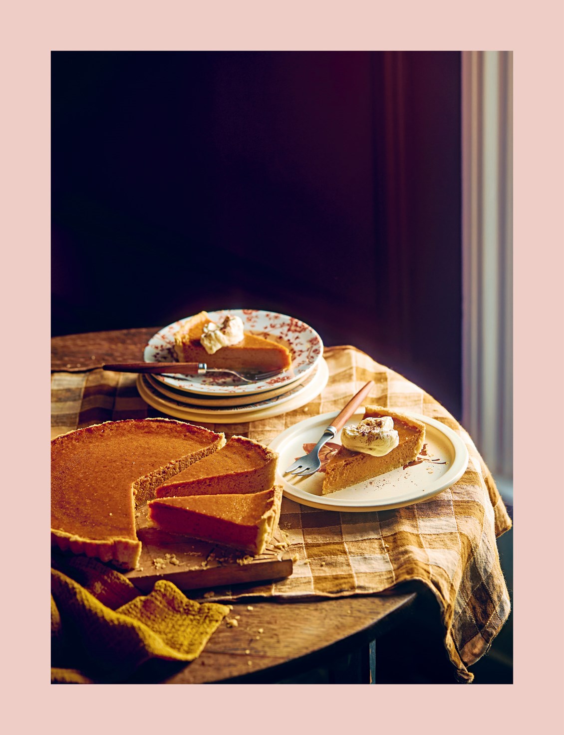 Official Pumpkin Spice Cafe Cookbook - Laurie Gilmore