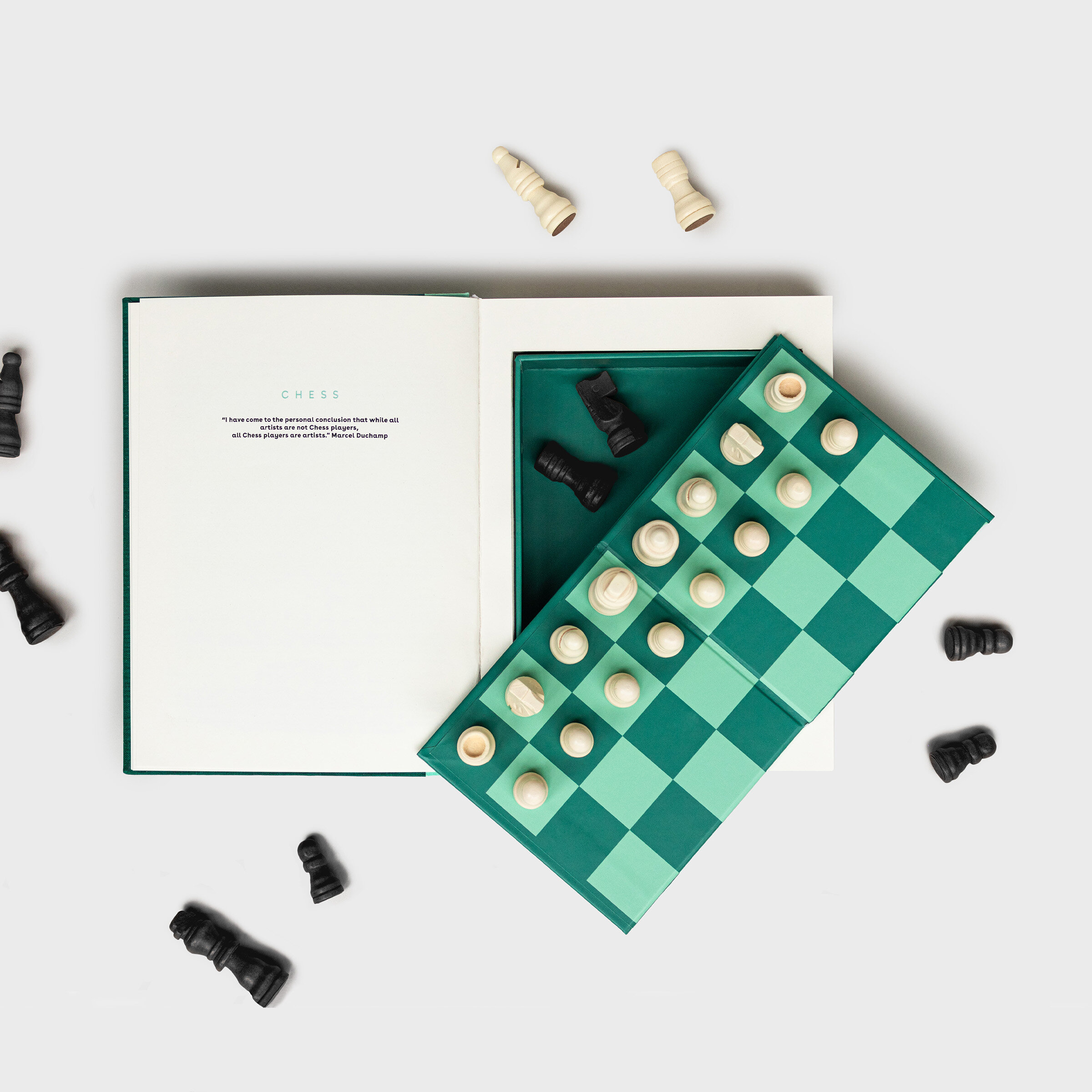 Lauamäng Chess in a Book