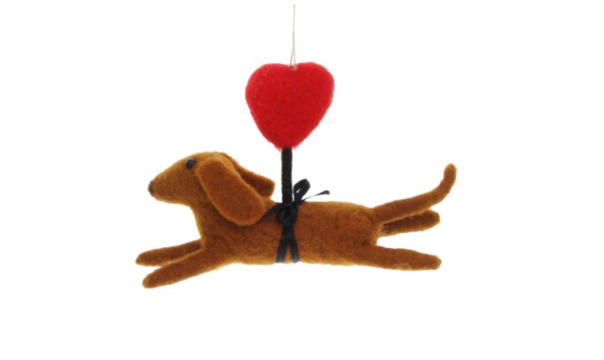 Rippuv kaunistus Dog Flying With Heart