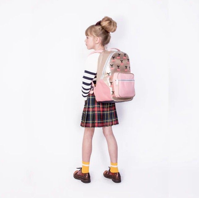 Seljakott New Bobbie, Cherry Pompon