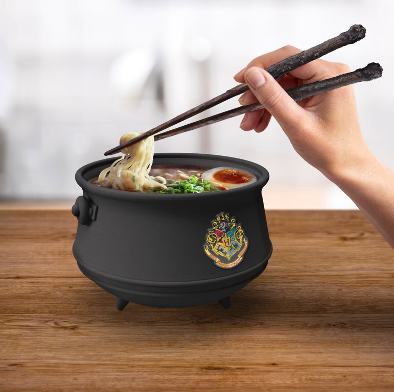 Kauss söögipulkadega Harry Potter Cauldron