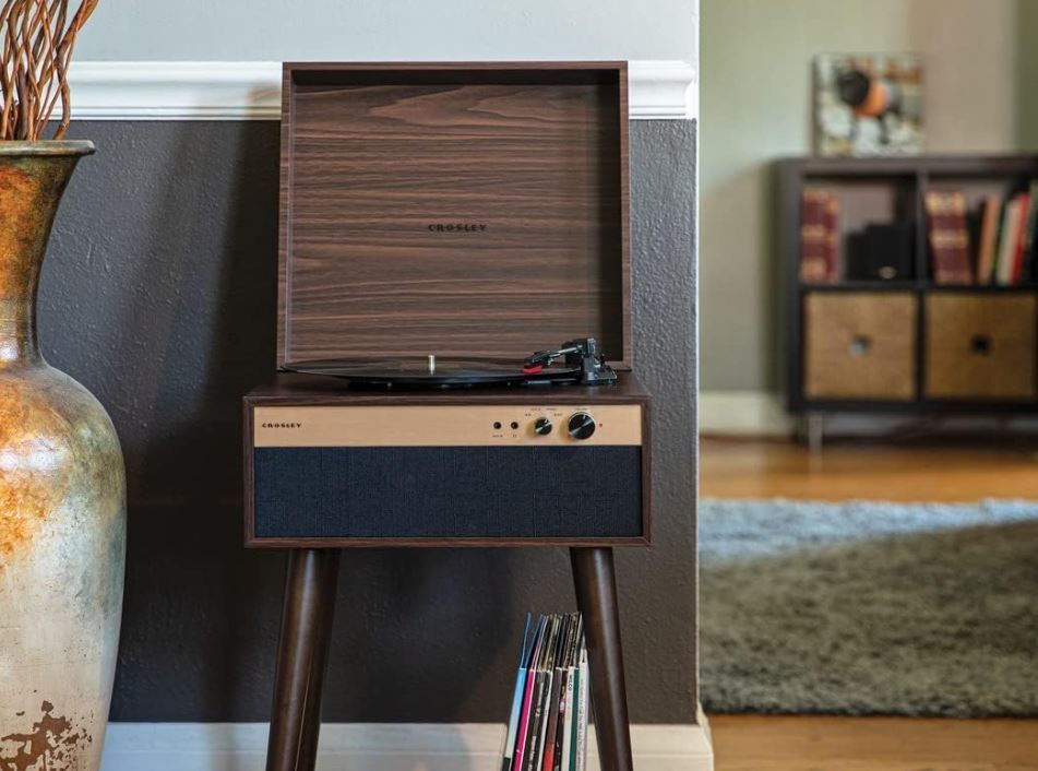 Crosley vinüülplaadimängija Jasper, Walnut
