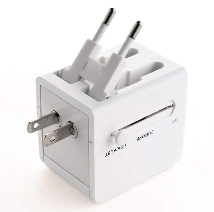 Universaalne reisiadapter