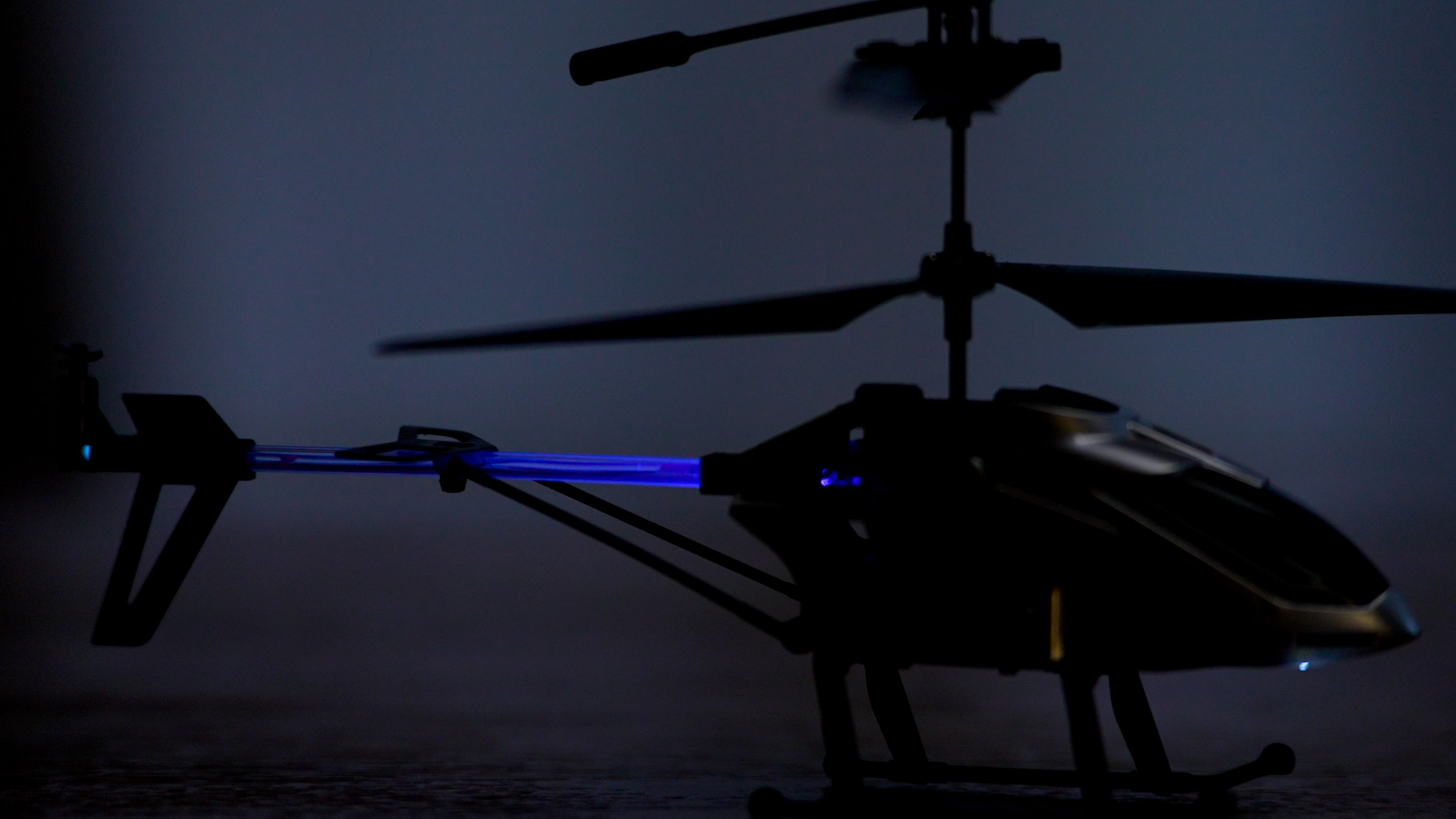 FLYBOTIC raadioteel juhitav helikopter SKY AURORA, 21 cm