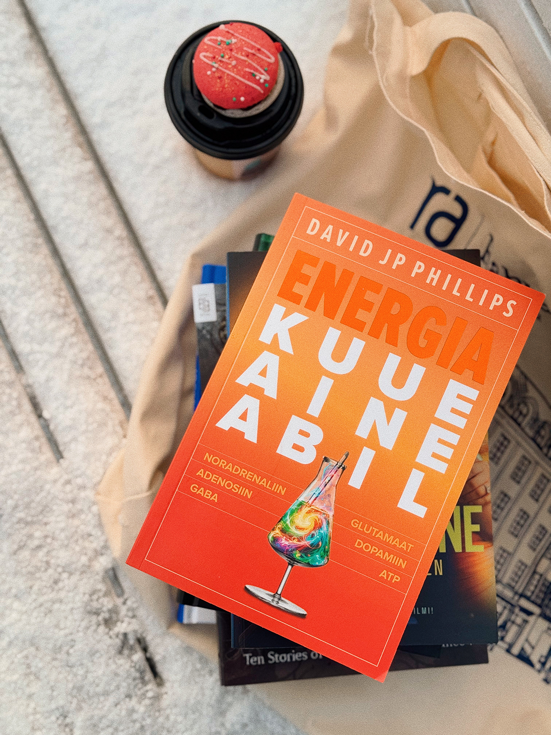 Energia kuue aine abil - David Jp Phillips