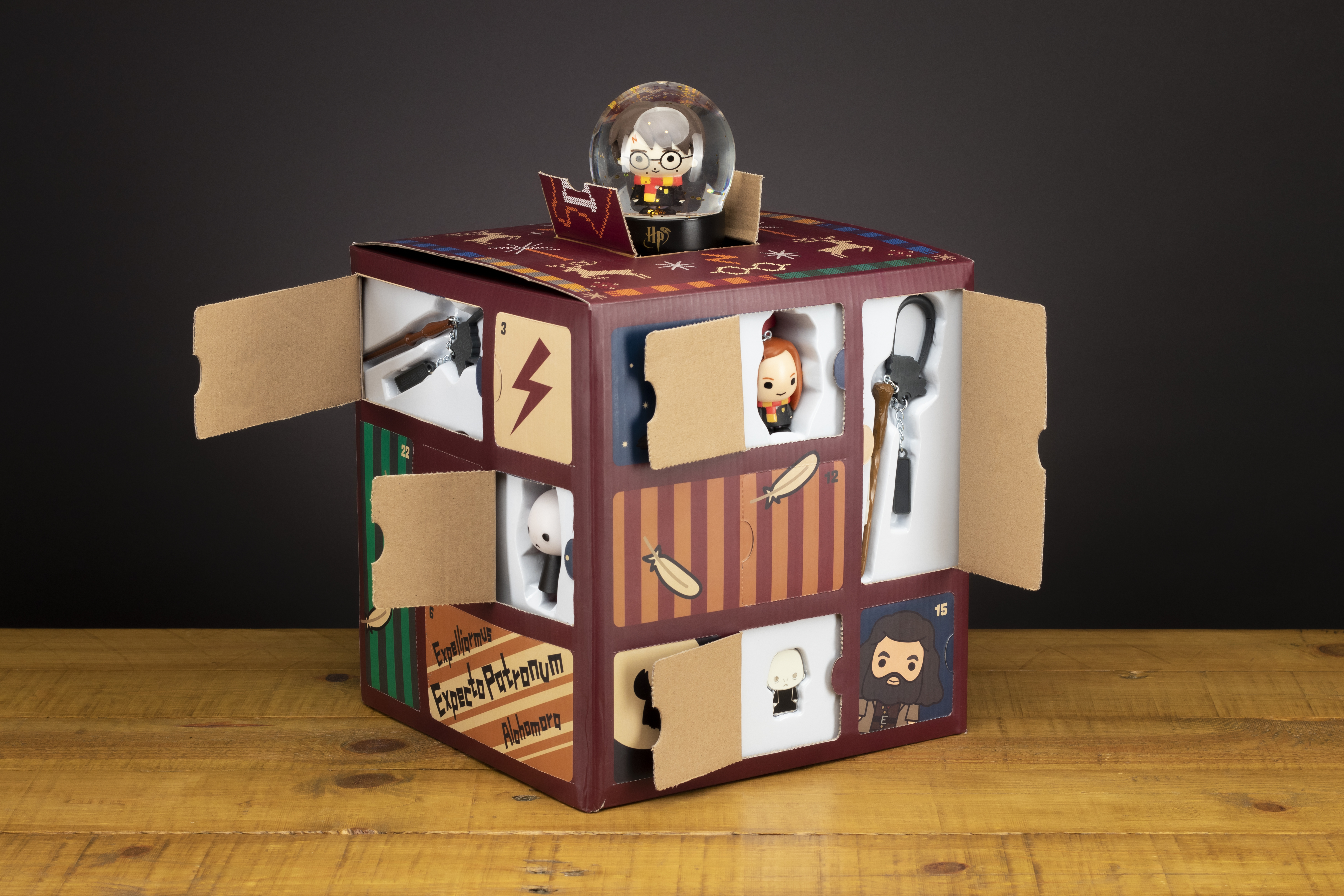 ADVENDIKALENDER HARRY POTTER CUBE, KINGITUSTEGA